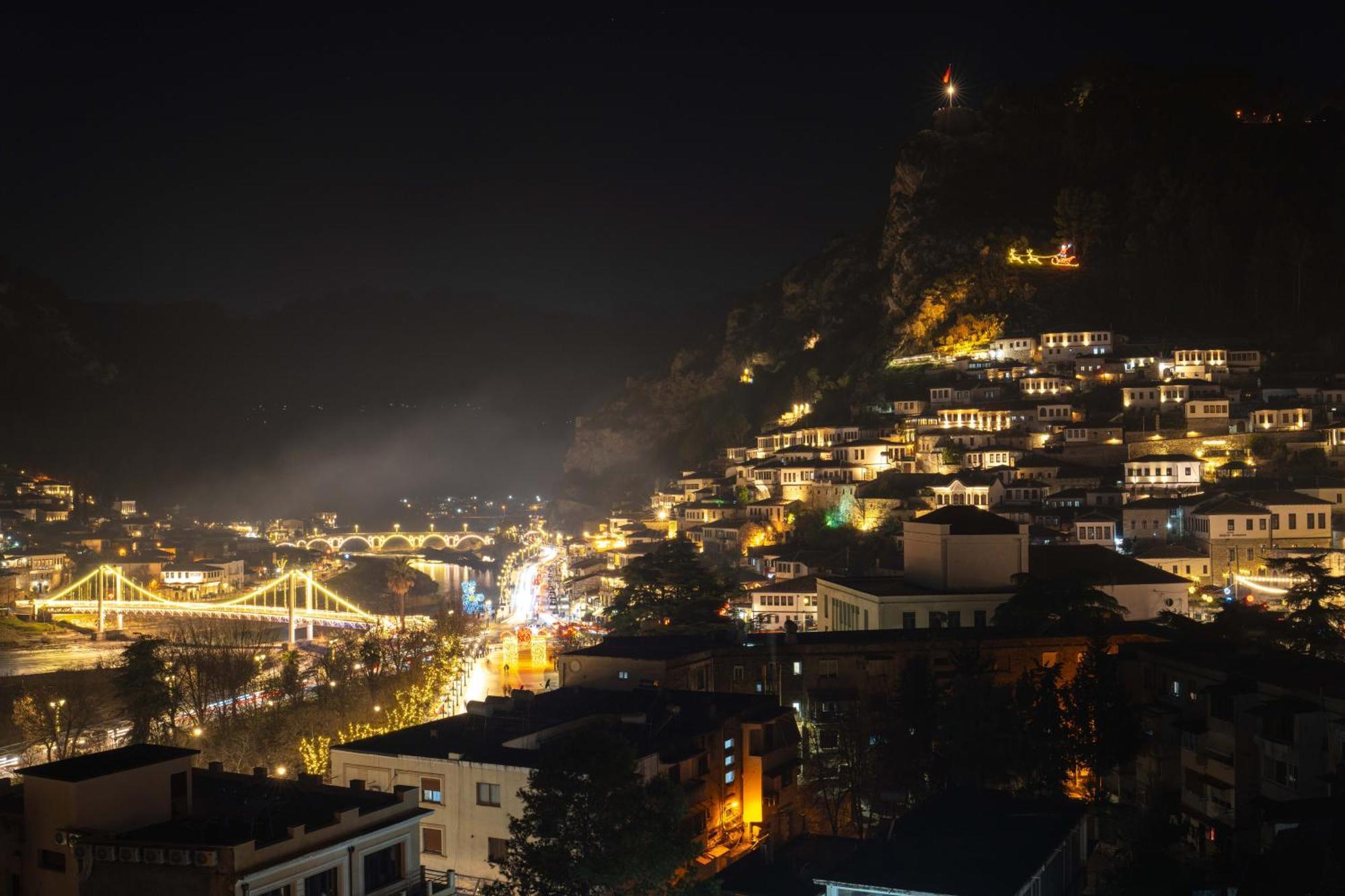 Merko Hotel Berat Bagian luar foto