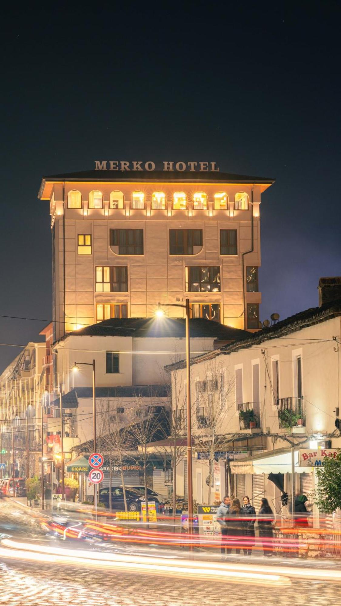 Merko Hotel Berat Bagian luar foto