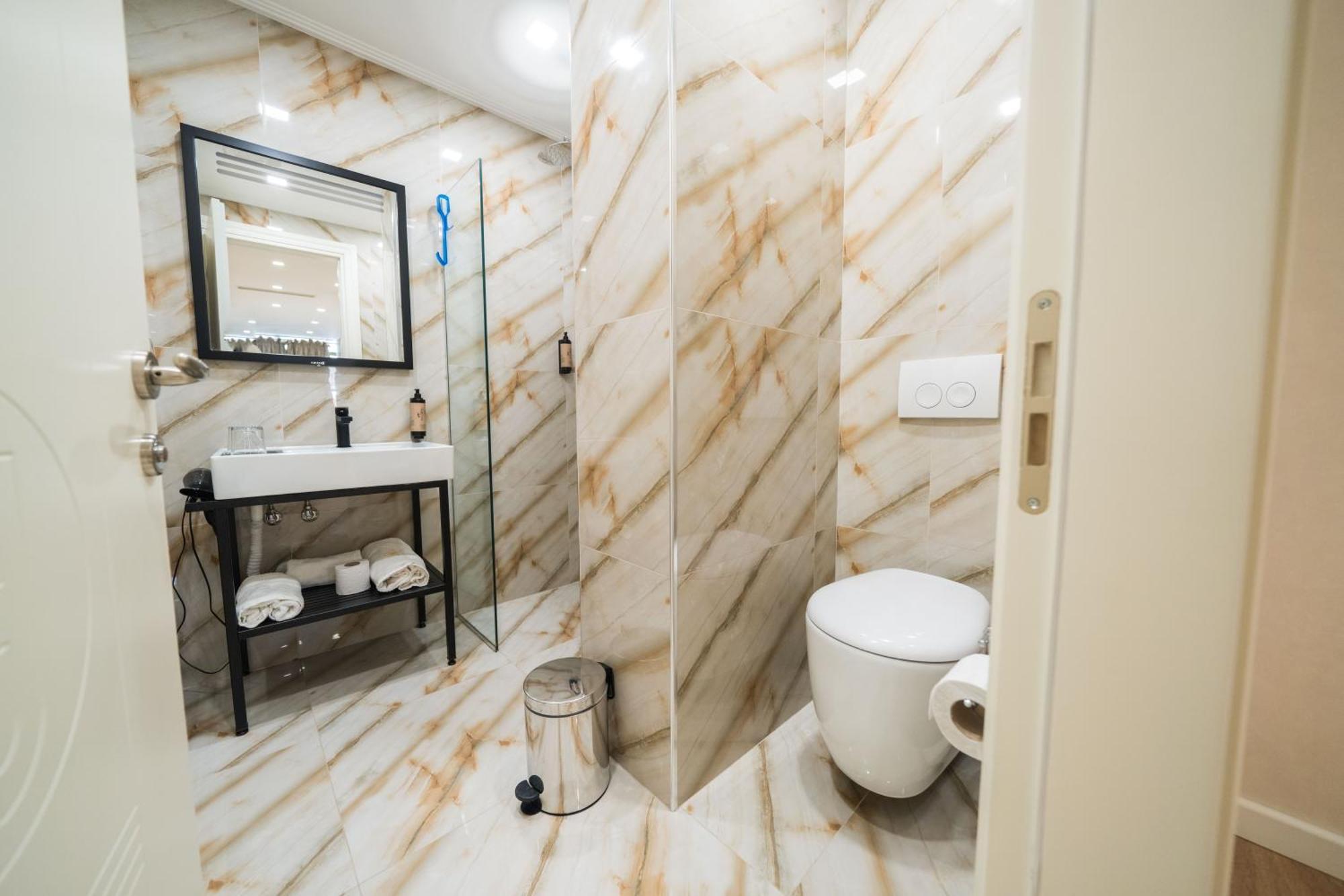 Merko Hotel Berat Bagian luar foto
